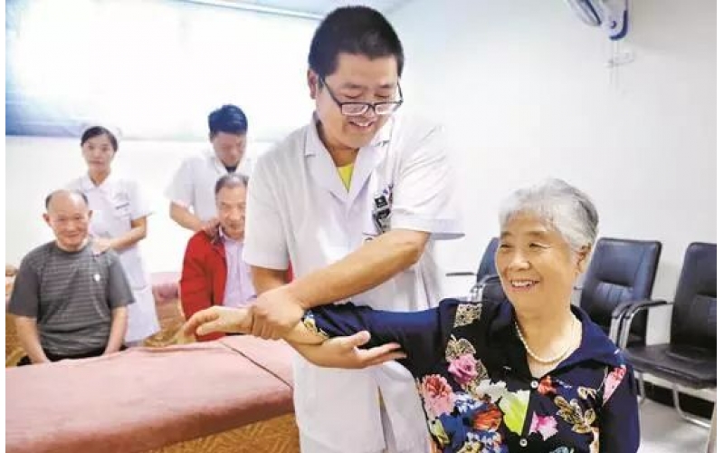 激活社區(qū)養(yǎng)老：從利好到實(shí)惠