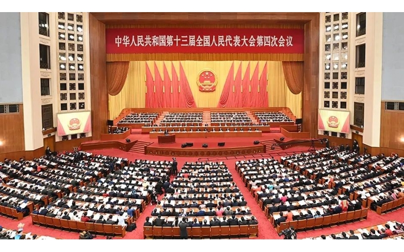 精彩兩會(huì)｜提議養(yǎng)老護(hù)理員與醫(yī)護(hù)人員享職稱評(píng)定同等待遇